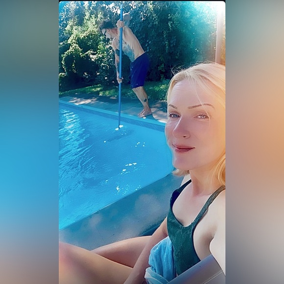 POSH AMBASSADOR ⭐️ TOP RATED SELLER - Picture 8 of 8